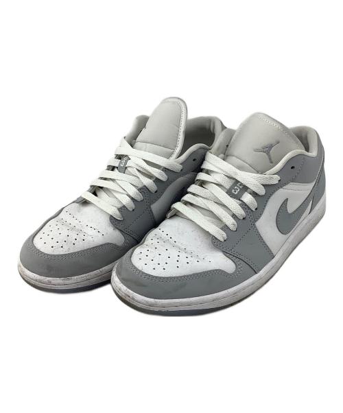 NIKE（ナイキ）NIKE (ナイキ) スニーカー グレー×ホワイト サイズ:26の古着・服飾アイテム