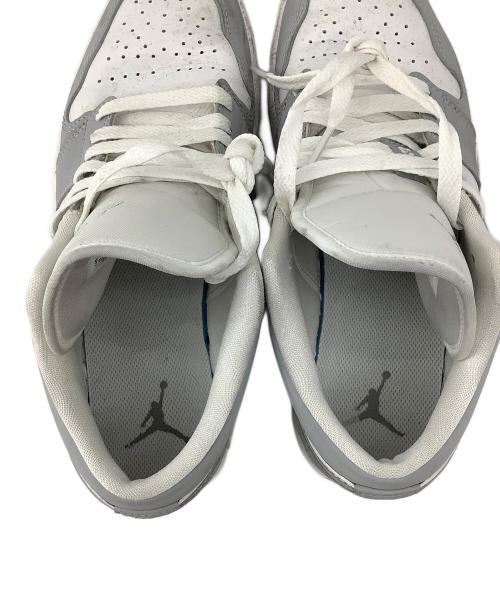 NIKE（ナイキ）NIKE (ナイキ) スニーカー グレー×ホワイト サイズ:26の古着・服飾アイテム