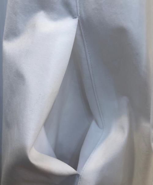 TODAYFUL（トゥデイフル）TODAYFUL (トゥデイフル) バックスリットバルーンドレス ホワイト サイズ:36の古着・服飾アイテム