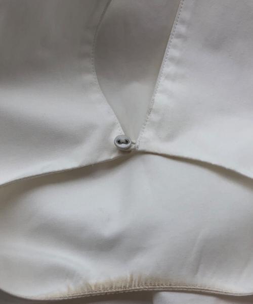 TODAYFUL（トゥデイフル）TODAYFUL (トゥデイフル) バックスリットバルーンドレス ホワイト サイズ:36の古着・服飾アイテム