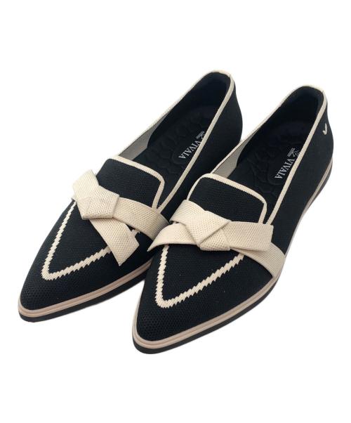 VIVAIA（ビバイア）VIVAIA (ビバイア) ポインテッドトゥパンプス ブラック×ホワイト サイズ:41.5の古着・服飾アイテム