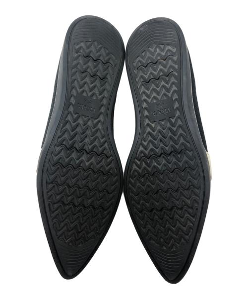VIVAIA（ビバイア）VIVAIA (ビバイア) ポインテッドトゥパンプス ブラック×ホワイト サイズ:41.5の古着・服飾アイテム