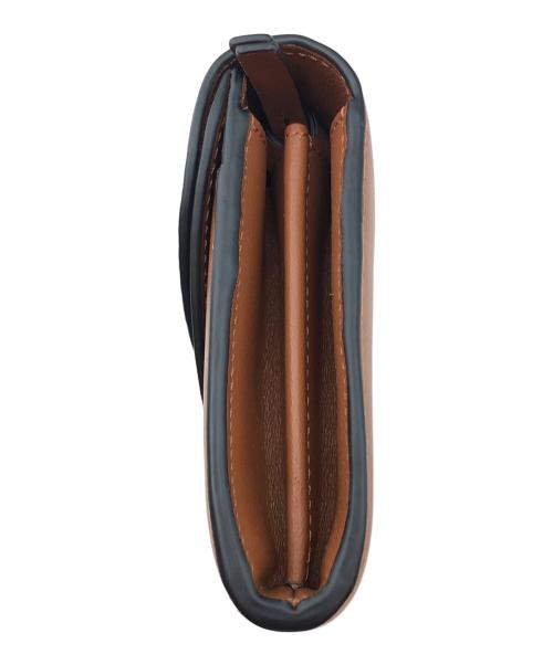 Chloe（クロエ）Chloe (クロエ) 長財布 ブラウンの古着・服飾アイテム