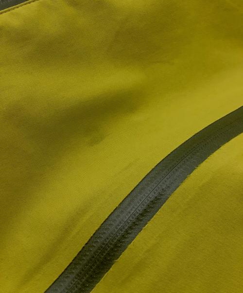 MOUNTAIN HARD WEAR（マウンテンハードウェア）MOUNTAIN HARD WEAR (マウンテンハードウェア) ウィンターコヒージョンジャケット イエロー サイズ:Ｓの古着・服飾アイテム