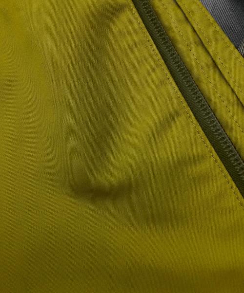 MOUNTAIN HARD WEAR（マウンテンハードウェア）MOUNTAIN HARD WEAR (マウンテンハードウェア) ウィンターコヒージョンジャケット イエロー サイズ:Ｓの古着・服飾アイテム