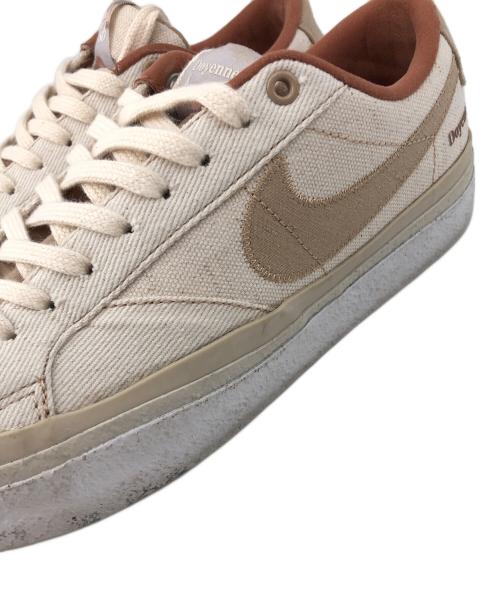 NIKE（ナイキ）NIKE (ナイキ) Doyenne (ドイエン) スニーカー ベージュ サイズ:25の古着・服飾アイテム
