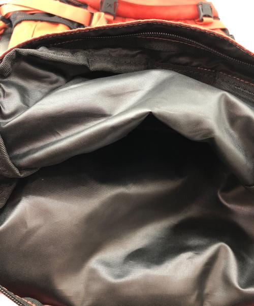 MILLET（ミレー）MILLET (ミレー) バックパック オレンジの古着・服飾アイテム