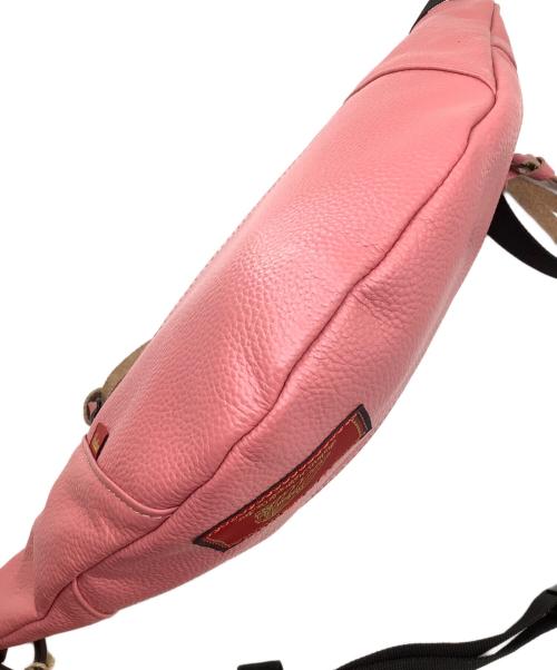 INDIAN（インディアン）INDIAN (インディアン) レザーボディーバッグ 未使用品の古着・服飾アイテム