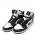 NIKE（ナイキ）の古着「ミッドカットスニーカーAIR JORDAN1」｜ブラック×ホワイト