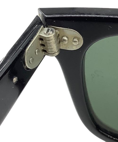 RAY-BAN（レイバン）RAY-BAN (レイバン) サングラス ホワイト×ブラックの古着・服飾アイテム