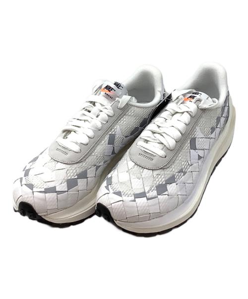 NIKE（ナイキ）NIKE (ナイキ) sacai (サカイ) Jean Paul GAULTIER (ジャンポールゴルチェ) Air Woven VaporWaffle ホワイト サイズ:28.5㎝ 未使用品の古着・服飾アイテム