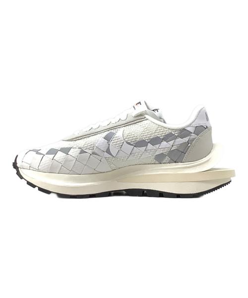 NIKE（ナイキ）NIKE (ナイキ) sacai (サカイ) Jean Paul GAULTIER (ジャンポールゴルチェ) Air Woven VaporWaffle ホワイト サイズ:28.5㎝ 未使用品の古着・服飾アイテム
