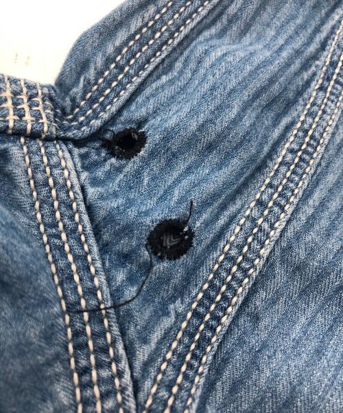 ARMANI JEANS（アルマーニジーンズ）ARMANI JEANS (アルマーニジーンズ) ウエスタンシャツ アイスブルー サイズ:EU XSの古着・服飾アイテム