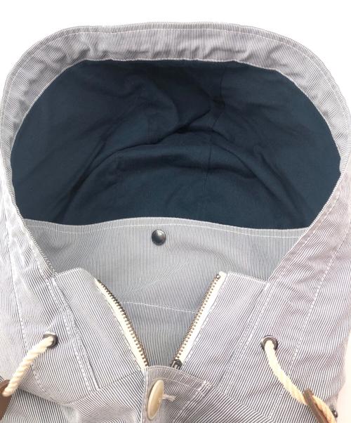 BURBERRY BLACK LABEL（バーバリーブラックレーベル）BURBERRY BLACK LABEL (バーバリーブラックレーベル) フーデッドジャケット グレー サイズ:Mの古着・服飾アイテム