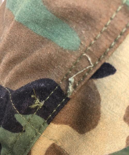 US ARMY（ユーエスアーミー）US ARMY (ユーエスアーミー) フィールドジャケット レッド サイズ:不明の古着・服飾アイテム