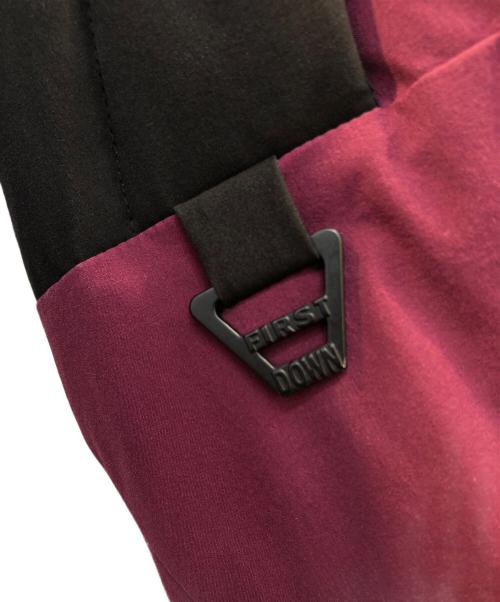 FIRST DOWN（ファーストダウン）FIRST DOWN (ファーストダウン) パネルショートダウンジャケット ブラック×パープル サイズ:MEDIUMの古着・服飾アイテム
