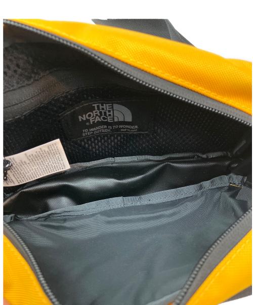 THE NORTH FACE（ザ ノース フェイス）THE NORTH FACE (ザ ノース フェイス) ボディーバッグ/BASE CAMP LUMBAR イエロー×ブラック サイズ:記載なしの古着・服飾アイテム