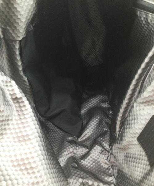 TUMI（トゥミ）TUMI (トゥミ) リュック グレーの古着・服飾アイテム