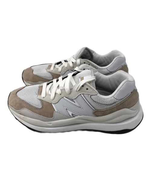 NEW BALANCE（ニューバランス）NEW BALANCE (ニューバランス) ローカットスニーカー ベージュ サイズ:25の古着・服飾アイテム