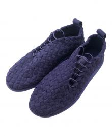 BOTTEGA VENETA（ボッテガベネタ）の古着「イントレチャートプラットスニーカー」｜パープル