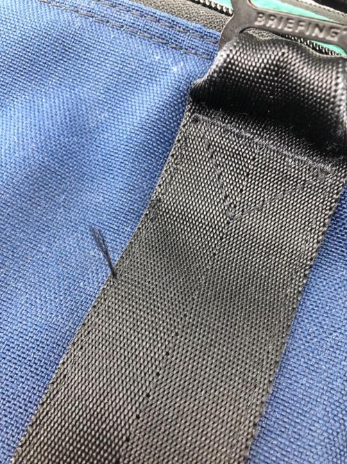 BRIEFING（ブリーフィング）BRIEFING (ブリーフィング) New Era (ニューエラ) ハンドバッグ ネイビーの古着・服飾アイテム