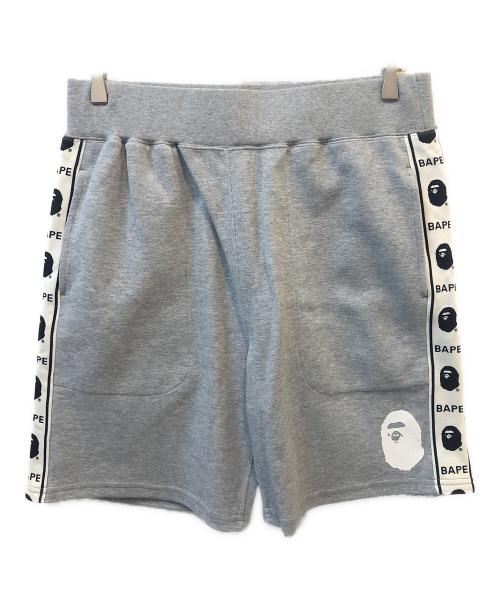 A BATHING APE（ア ベイシング エイプ）A BATHING APE (ア ベイシング エイプ) テープラインショートパンツ グレー サイズ:Mの古着・服飾アイテム