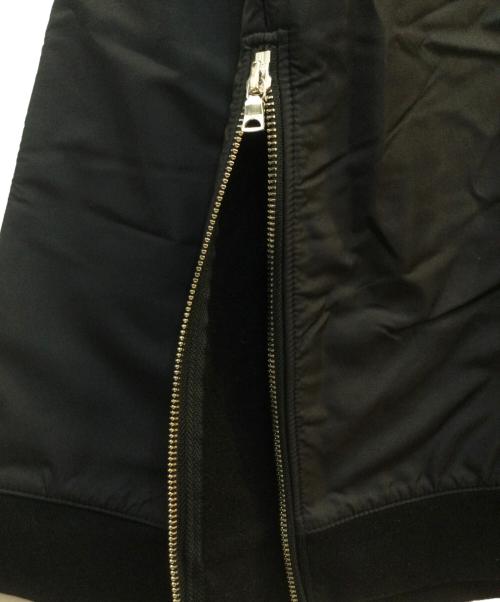 A BATHING APE（ア ベイシング エイプ）A BATHING APE (ア ベイシング エイプ) プルオーバーパーカー グレー×ブラック サイズ:L 未使用品の古着・服飾アイテム