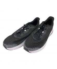 UNDER ARMOUR（アンダーアーマー）の古着「ランニングシューズ」｜ブラック