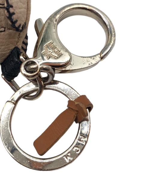 MCM（エムシーエム）MCM (エムシーエム) スタッズリュック　スターク ヴィセトス リュックサック ブラウンの古着・服飾アイテム