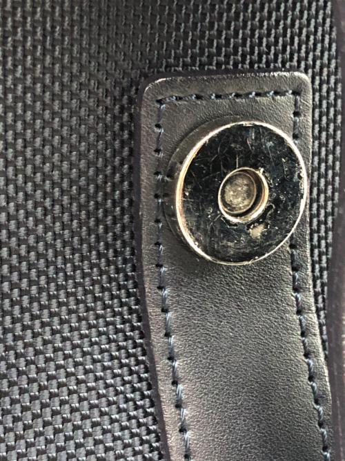 BURBERRY BLACK LABEL（バーバリーブラックレーベル）BURBERRY BLACK LABEL (バーバリーブラックレーベル) ショルダーバッグ ブラック サイズ:記載なしの古着・服飾アイテム