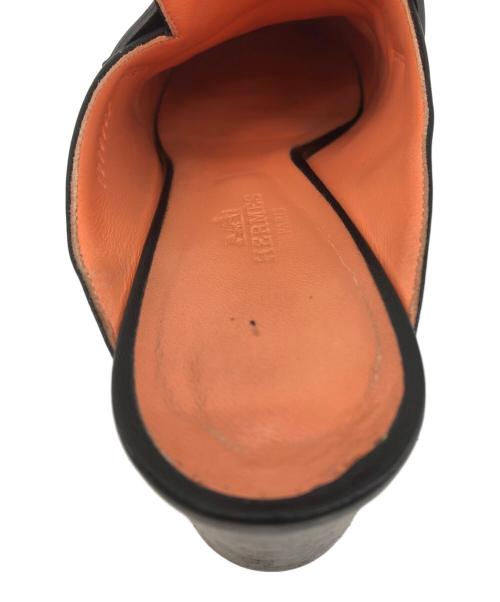 HERMES（エルメス）HERMES (エルメス) フリンジミュール ブラック サイズ:37 1/2の古着・服飾アイテム