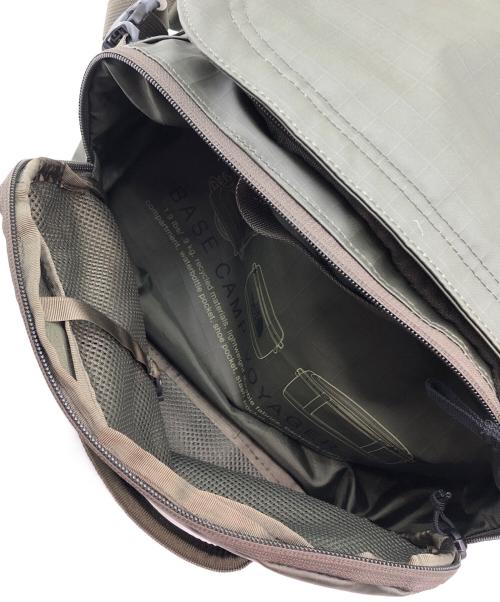 THE NORTH FACE（ザ ノース フェイス）THE NORTH FACE (ザ ノース フェイス) バックパック　ダッフルバッグ ベースキャンプボイジャーライト オリーブ サイズ:記載なしの古着・服飾アイテム