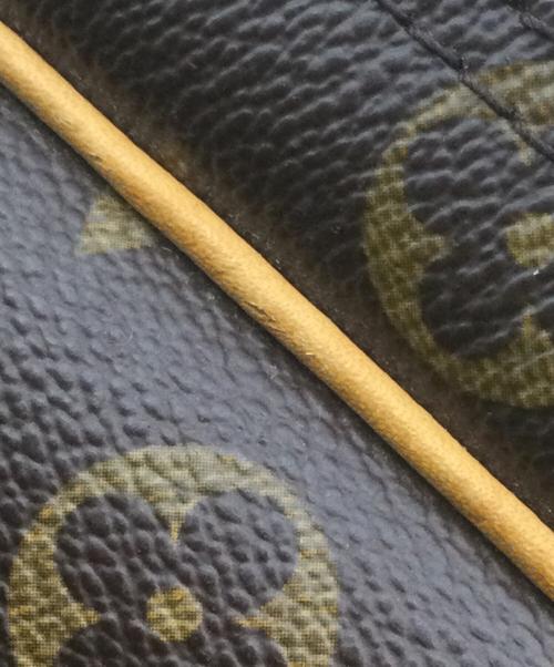 LOUIS VUITTON（ルイ ヴィトン）LOUIS VUITTON (ルイ ヴィトン) ショルダーバッグ　　リポーターGMの古着・服飾アイテム