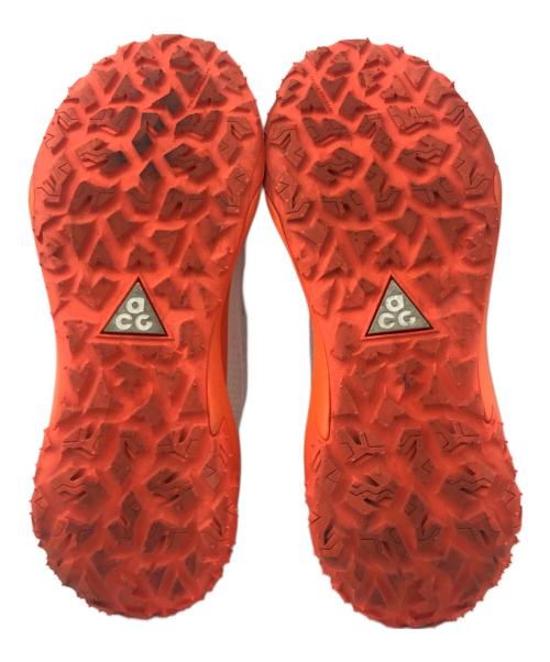 NIKE ACG（ナイキエーシージー）NIKE ACG (ナイキエーシージー) ローカットスニーカー ホワイト×オレンジ サイズ:29cmの古着・服飾アイテム