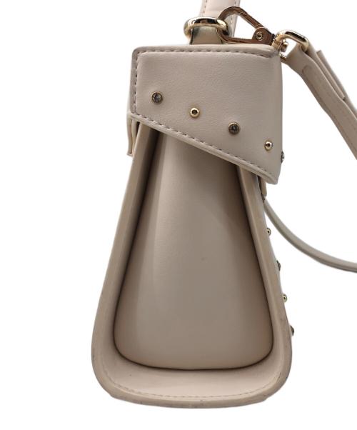 DIANA（ダイアナ）DIANA (ダイアナ) スタッズショルダーバッグ ホワイト サイズ:記載なしの古着・服飾アイテム