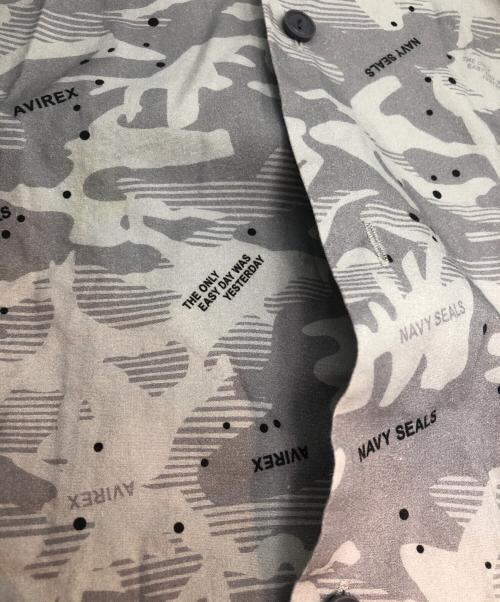 AVIREX（アヴィレックス）AVIREX (アヴィレックス) 半袖シャツ グレー サイズ:XLの古着・服飾アイテム