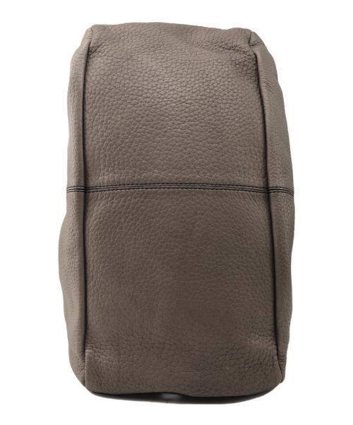 TOD'S（トッズ）TOD'S (トッズ) レザートートバッグ ベージュの古着・服飾アイテム