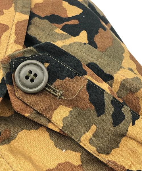 COMME des GARCONS（コムデギャルソン）COMME des GARCONS (コムデギャルソン) トレンチコート　KX-814190 グリーン×ベージュ サイズ:記載なしの古着・服飾アイテム