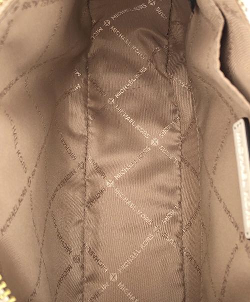 MICHAEL KORS（マイケル・コース）MICHAEL KORS (マイケル・コース) ショルダーバッグ ホワイトの古着・服飾アイテム