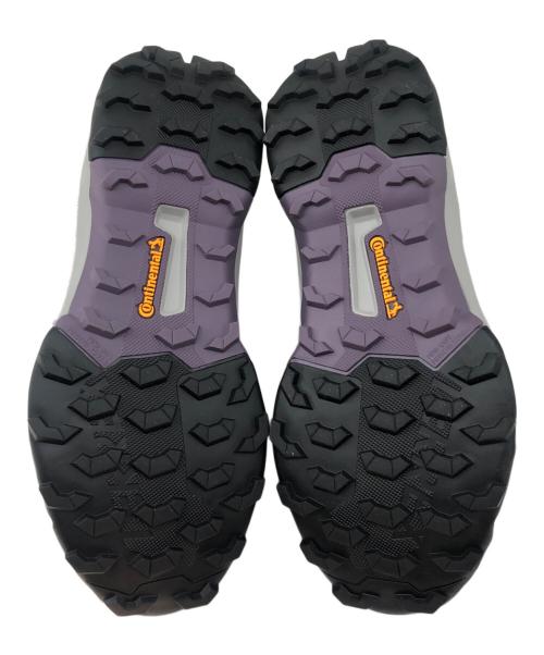 adidas（アディダス）adidas (アディダス) スニーカー　TERREX AX4 GTX グレー サイズ:23cm 未使用品の古着・服飾アイテム