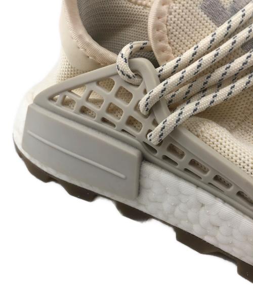 adidas（アディダス）adidas (アディダス) Pharrell Williams (ファレルウィリアムス) スニーカー	NMD ホワイト サイズ:25の古着・服飾アイテム