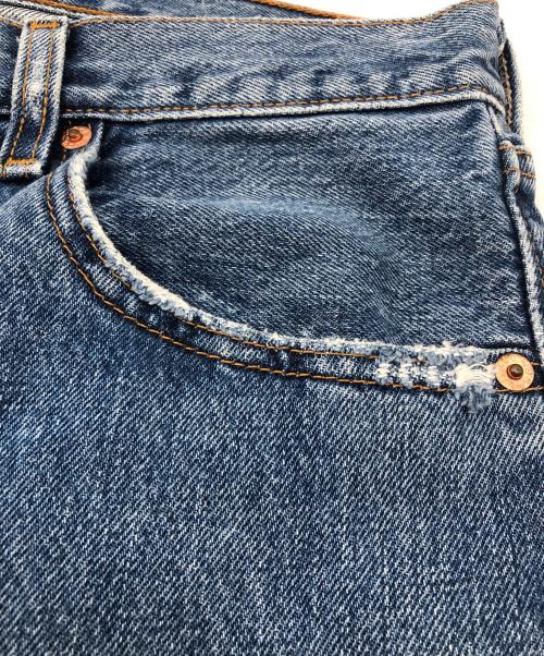 LEVI'S（リーバイス）LEVI'S (リーバイス) デニムパンツ ボタン裏553 USA製 ブルー サイズ:W32L34の古着・服飾アイテム