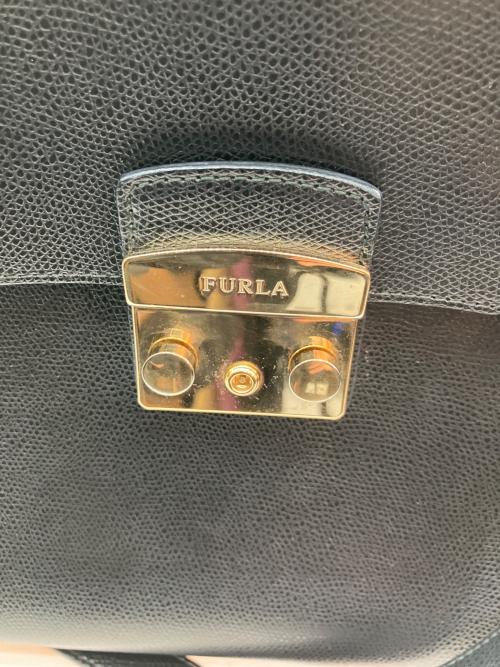 FURLA（フルラ）FURLA (フルラ) 2WAYショルダーバッグ ブラックの古着・服飾アイテム