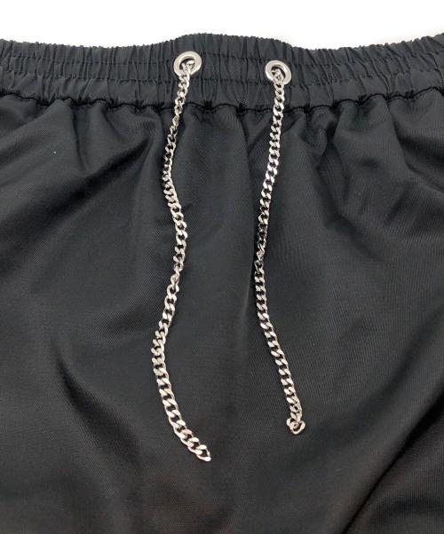darich（ダーリッチ）darich (ダーリッチ) チェーンストラップナイロンロングスカート ブラック サイズ:Freeの古着・服飾アイテム