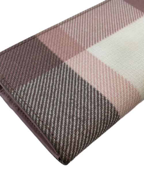 BURBERRY BLUE LABEL（バーバリー ブルー レーベル）BURBERRY BLUE LABEL (バーバリー ブルー レーベル) 長財布 ベージュの古着・服飾アイテム
