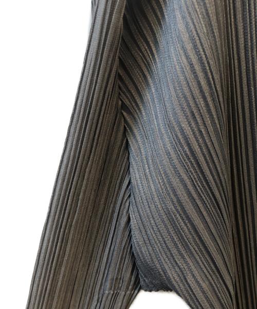 PLEATS PLEASE（プリーツプリーズ）PLEATS PLEASE (プリーツプリーズ) 長袖カットソー グレー サイズ:記載なしの古着・服飾アイテム