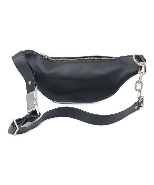 ALEXANDER WANG（アレキサンダー・ワン）ALEXANDER WANG (アレキサンダー・ワン) ボディーバッグ　ATTICA MINI FANNY PACK ホワイト×ブラックの古着・服飾アイテム