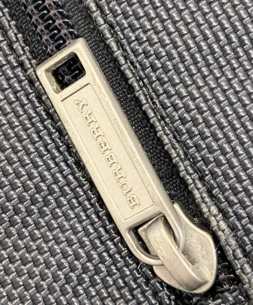 BURBERRY（バーバリー）BURBERRY (バーバリー) ショルダーバッグ グレーの古着・服飾アイテム