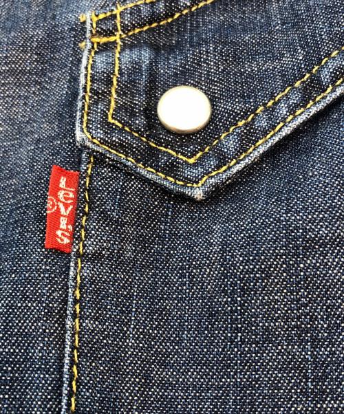 LEVI'S（リーバイス）LEVI'S (リーバイス) ウエスタンデニムシャツ 90S 香港製 ブルー サイズ:Mの古着・服飾アイテム