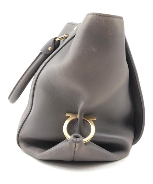 Salvatore Ferragamo（サルヴァトーレ フェラガモ）Salvatore Ferragamo (サルヴァトーレ フェラガモ) ハンドバッグ グレーの古着・服飾アイテム